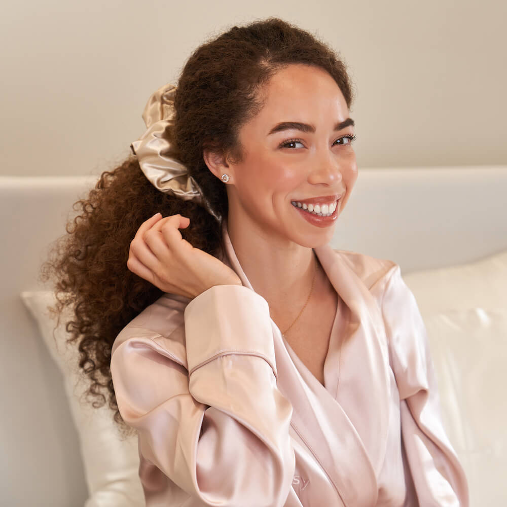 Champagne Blissy Oversized Scrunchie – Blissy Premium Silk