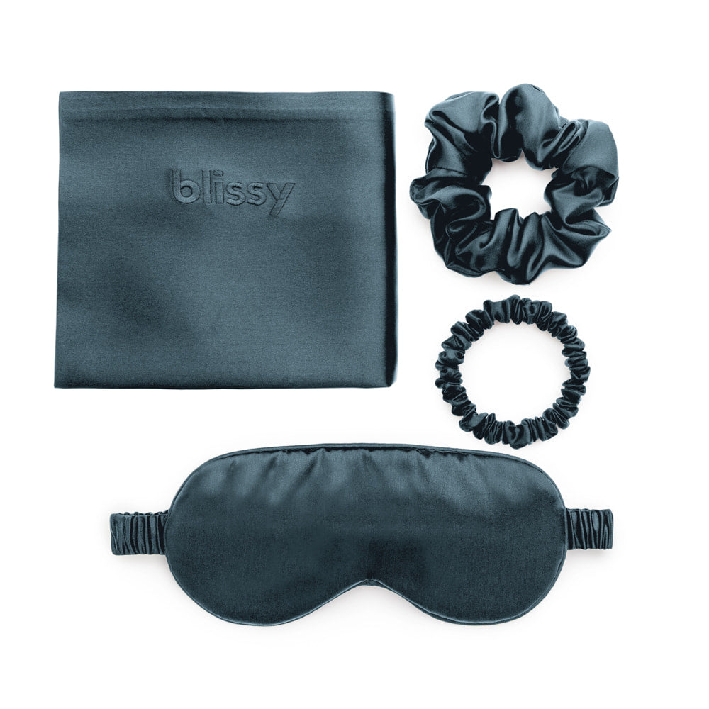 Blissy King Ash Blue Blissy Dream Set Lifestyle – Mulberry Silk