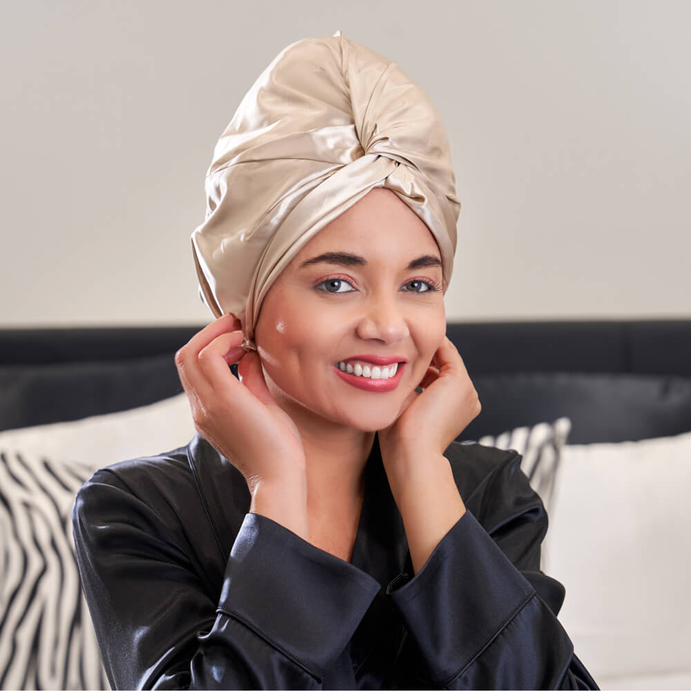 100% Pure Mulberry Silk Blissy Silk Large Bonnet Close-Up – Blissy 22 Momme Silk