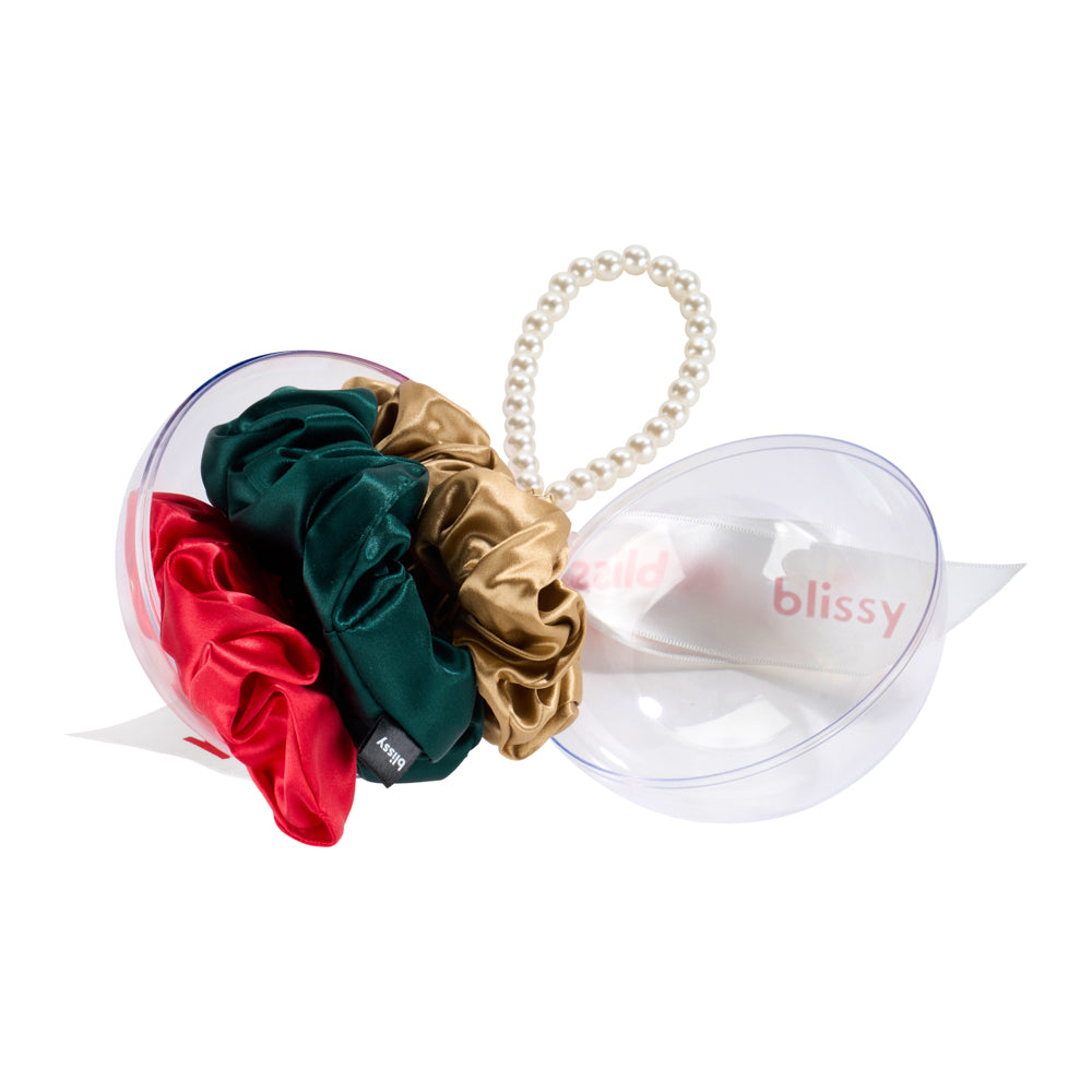 Blissy Blissy Pearl Scrunchie Ornament (3-Piece Set) Detail