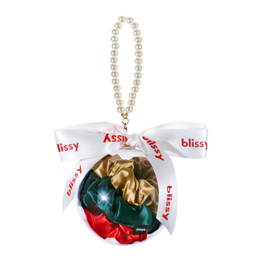 Blissy Blissy Pearl Scrunchie Ornament (3-Piece Set) Lifestyle