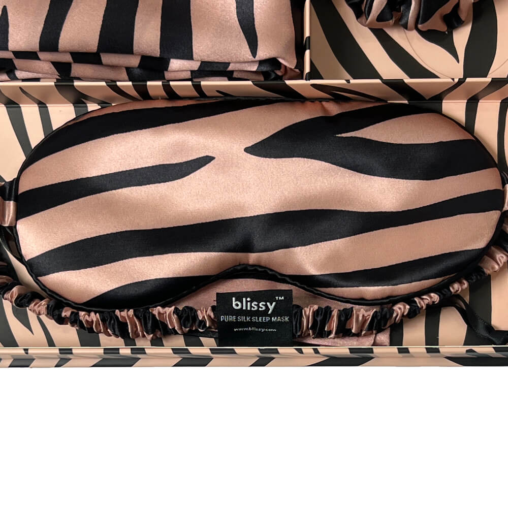 Blissy King Tiger Blissy Dream Set Lifestyle – Mulberry Silk