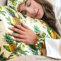 Blissy Scrunchies - White Lotus - Pineapple