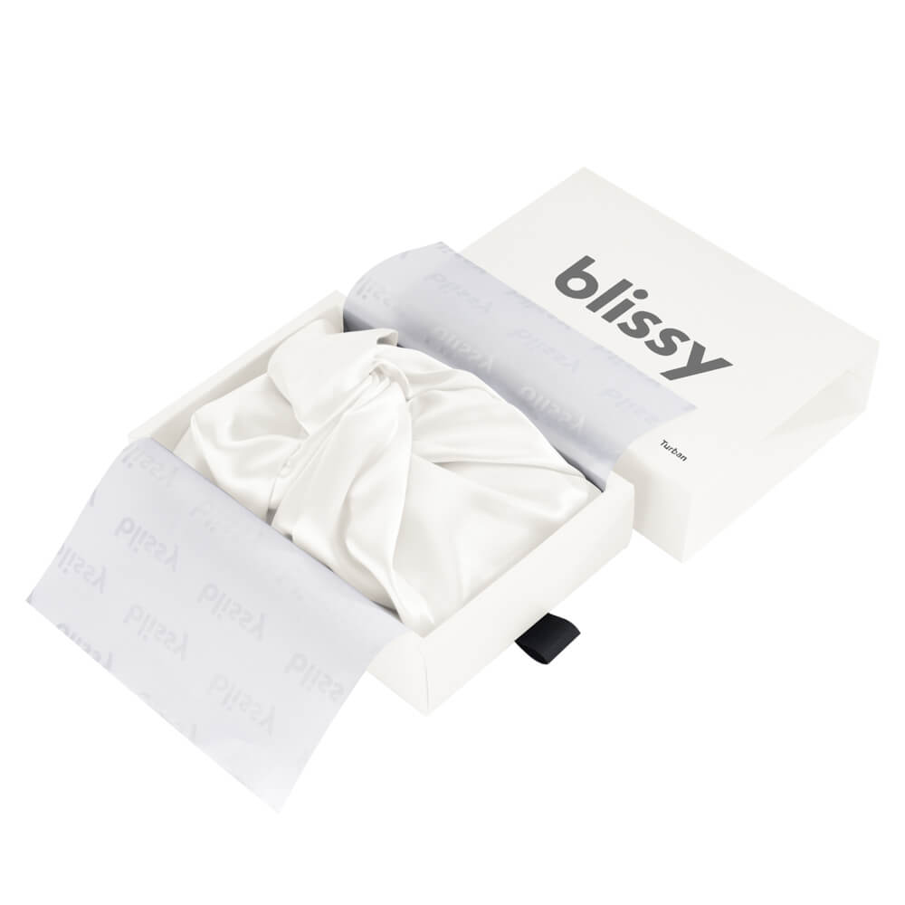 Blissy Large White Blissy Bonnet Lifestyle – Mulberry Silk
