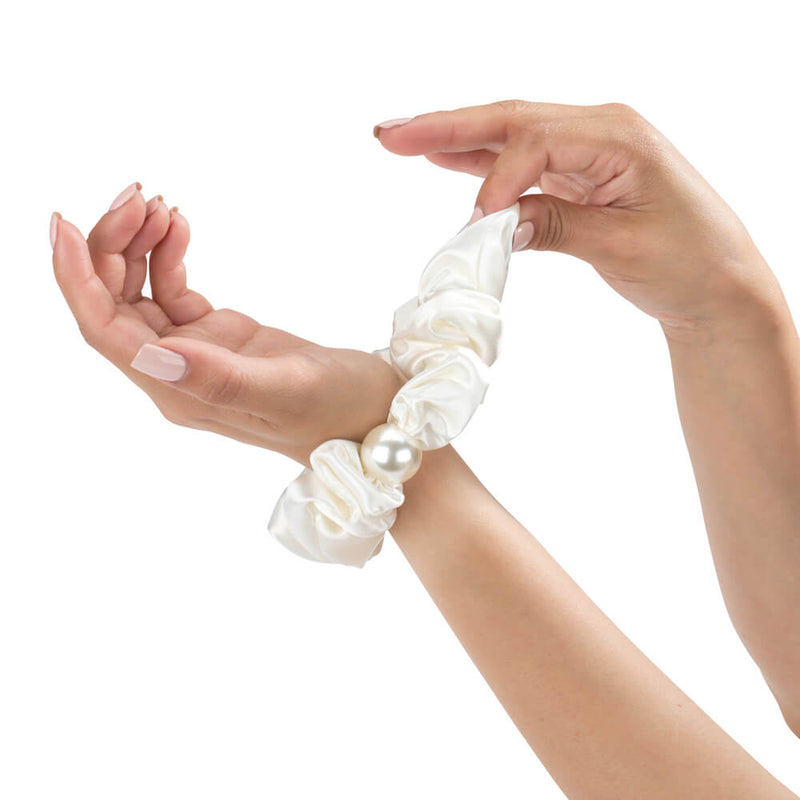 Blissy Pearl Scrunchies - White