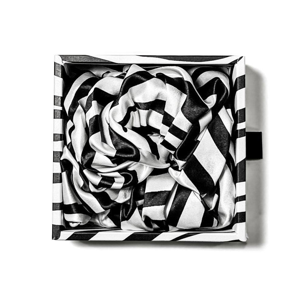 Blissy Zebra Silk Blissy Oversized Scrunchie Detail –