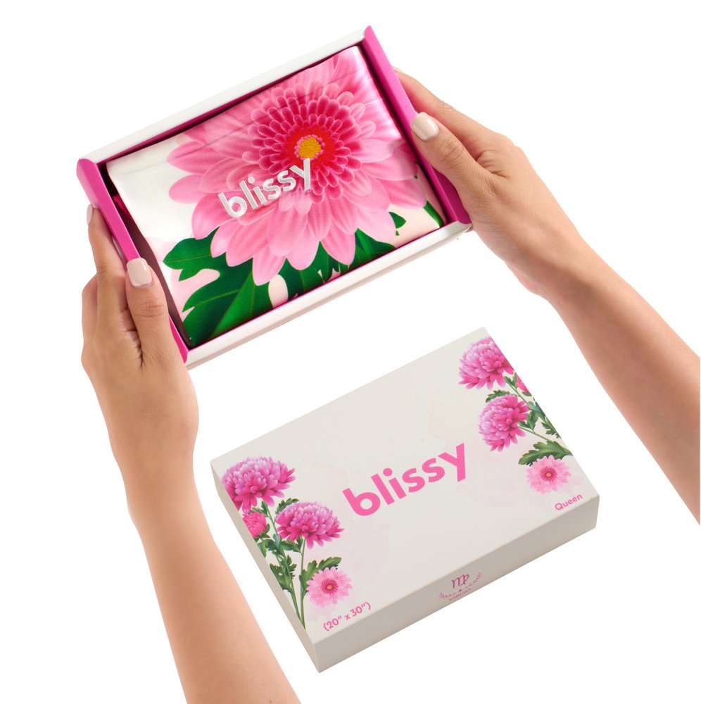Blissy Zodiac Flower Silk Pillowcase Detail – Queen