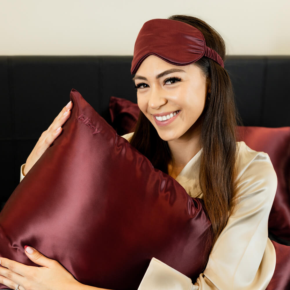 Burgundy Mulberry Silk Sleep Mask – Blissy