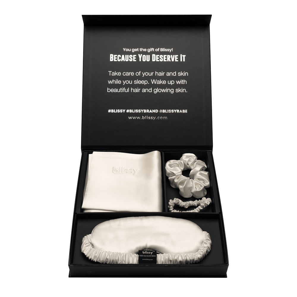 Blissy Queen White Blissy Dream Set Lifestyle – Mulberry Silk