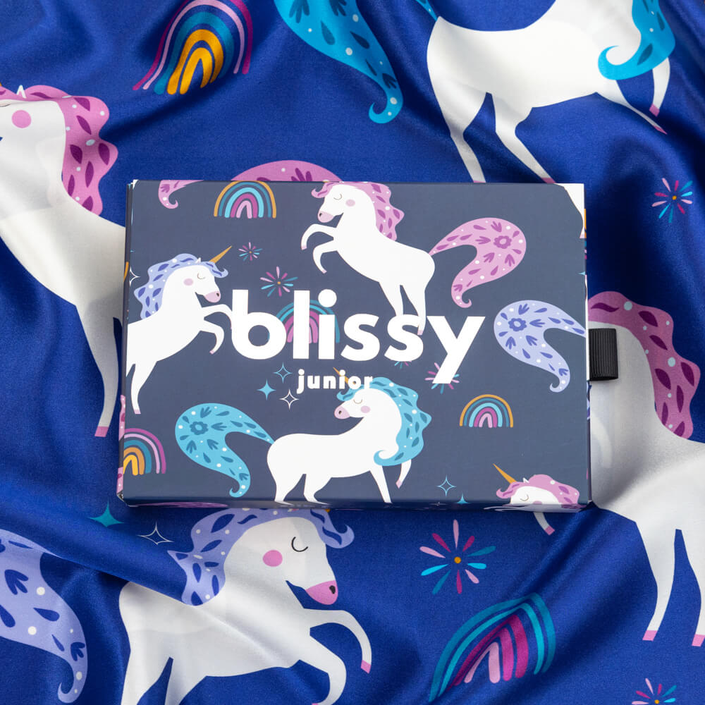 Blissy Unicorn Pillowcase Lifestyle – Mulberry Silk