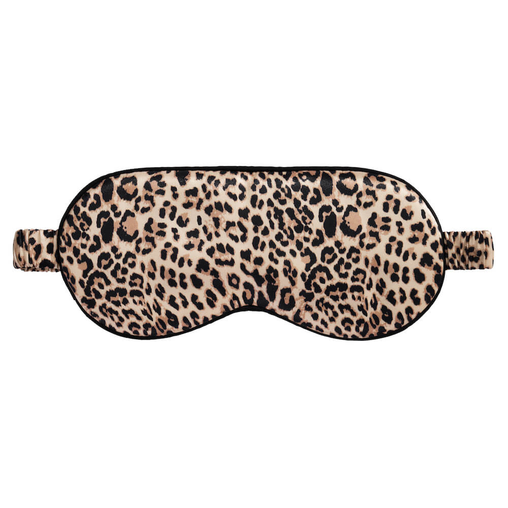 Blissy Leopard Sleep Mask Lifestyle – Mulberry Silk