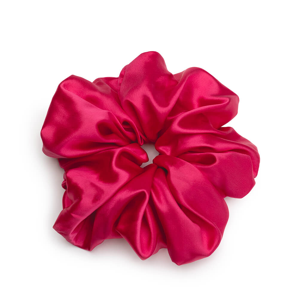 100% Mulberry Silk Hair Tie Blissy Oversized Silk Scrunchie Close-Up – Blissy 22 Momme Silk