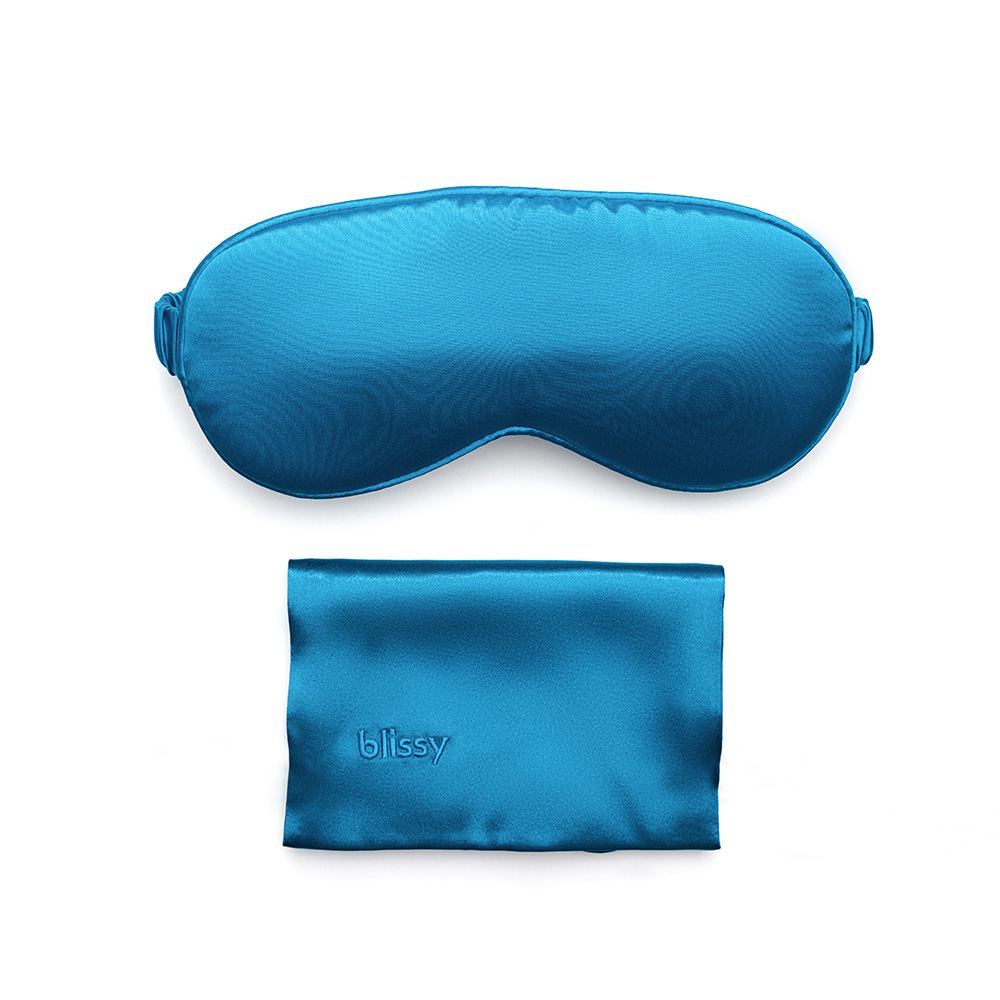 Blissy Aqua Sleep Mask Lifestyle – Mulberry Silk