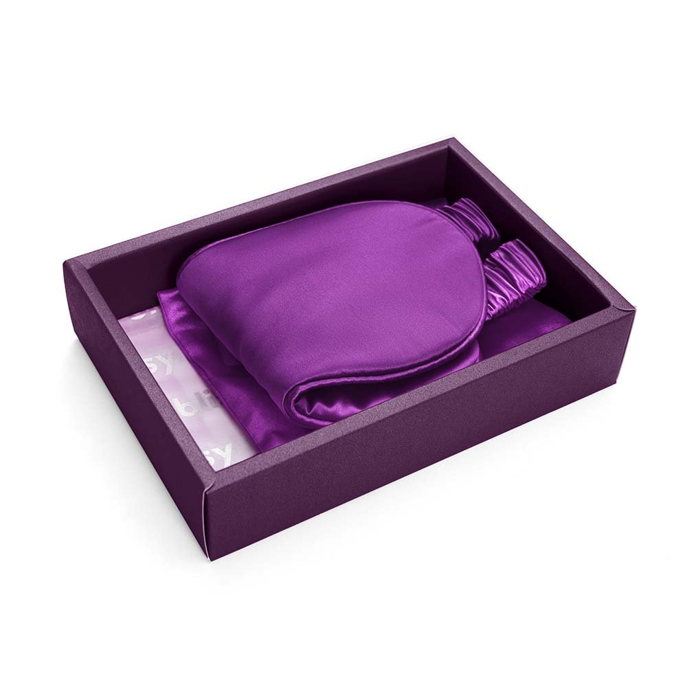 Blissy Royal Purple Sleep Mask Lifestyle – Mulberry Silk