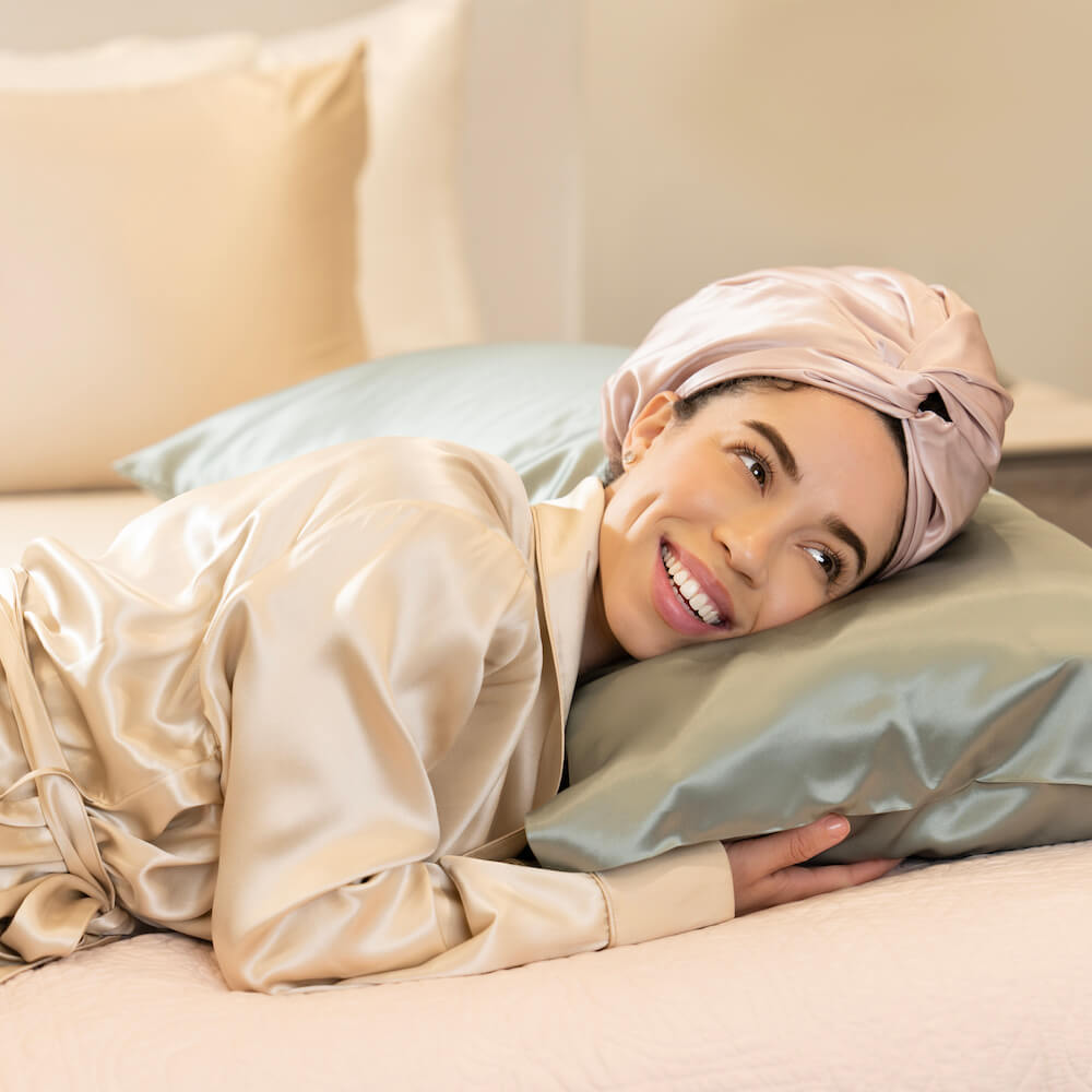 Blissy Mulberry Silk Blissy Bonnet – Pink