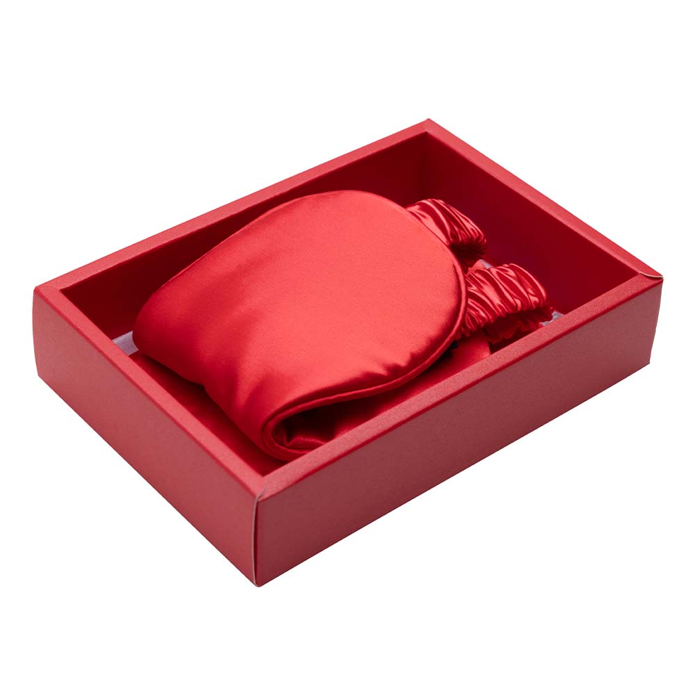 Blissy Red Silk Sleep Mask Detail –