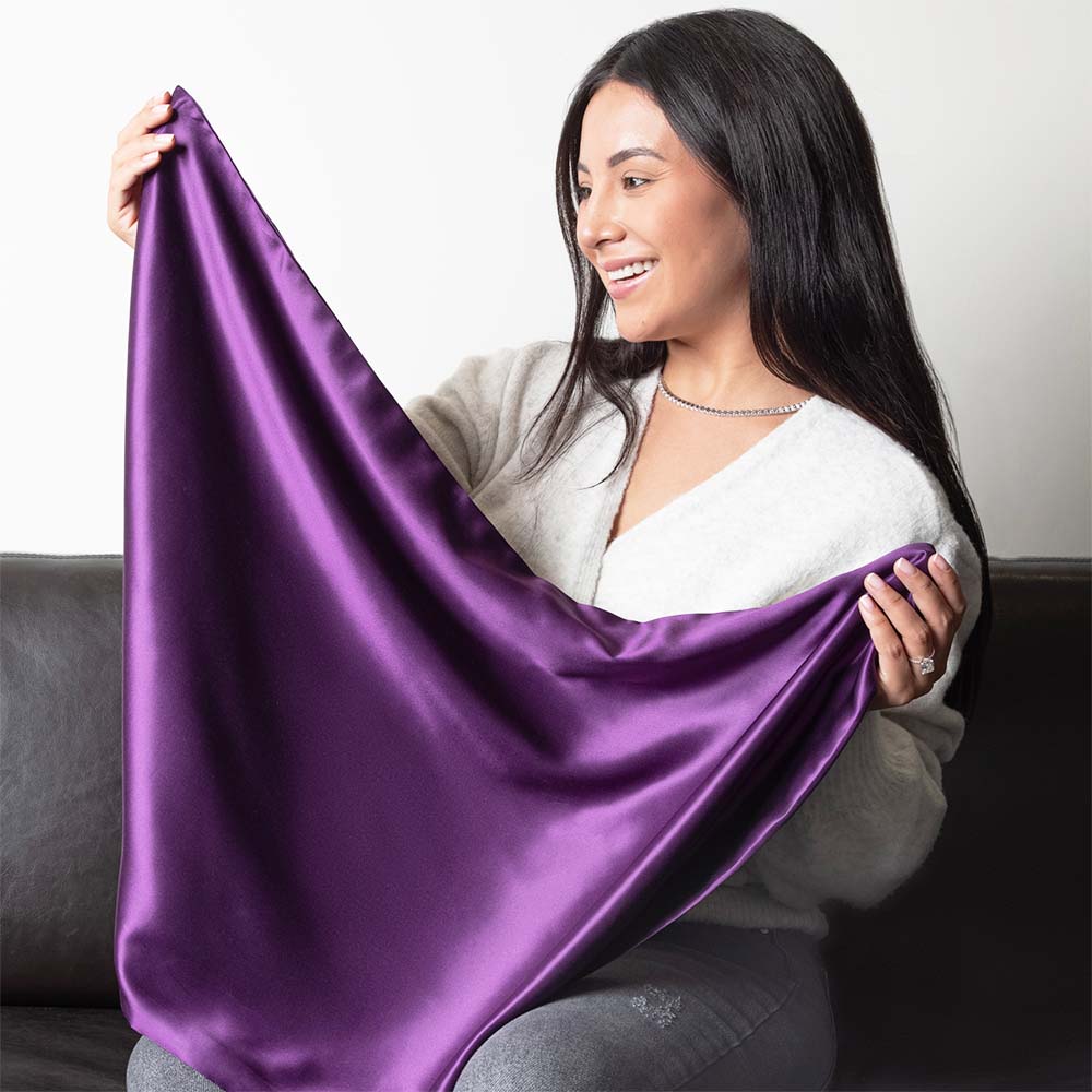 Blissy Royal Purple Silk Pillowcase Detail – King