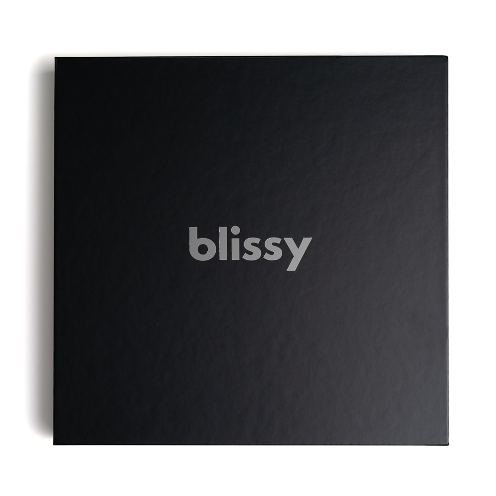 Blissy Standard Tie-Dye Blissy Dream Set Lifestyle – Mulberry Silk